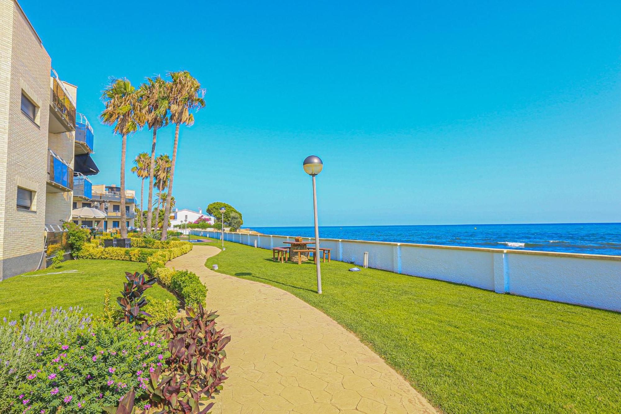 Apartament Di Mare Litoral Costa Dorada - Only Families Mont-roig del Camp Zewnętrze zdjęcie