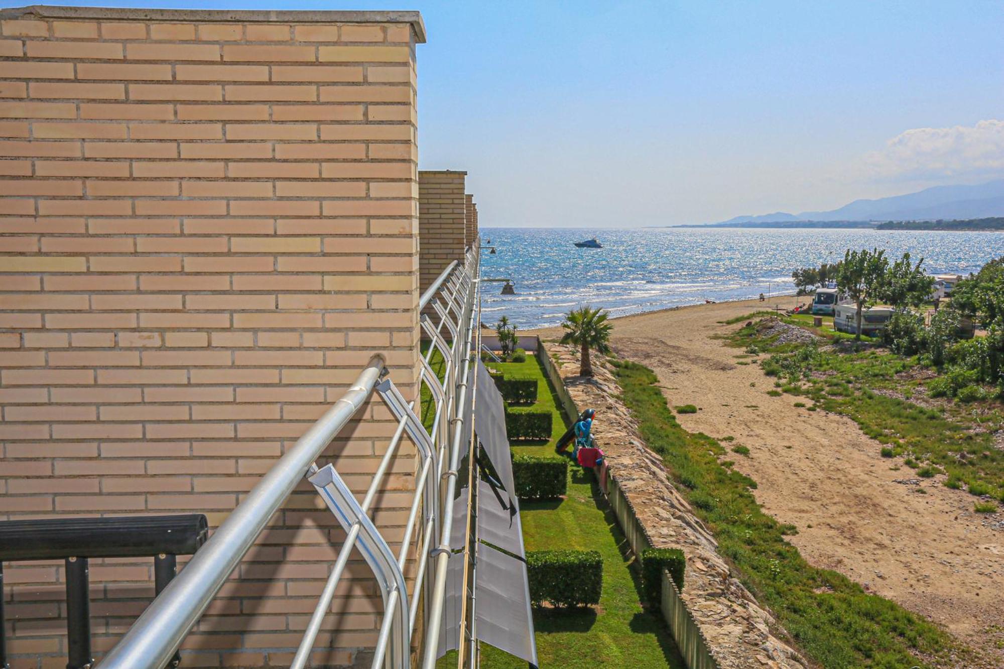 Apartament Di Mare Litoral Costa Dorada - Only Families Mont-roig del Camp Zewnętrze zdjęcie